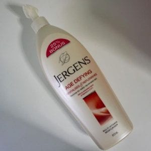 Jergens-Age-Defying-Multi-Vitamin-Moisturizer